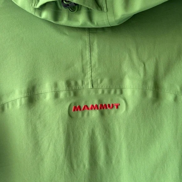 Mammut Alpine Green rain jacket - Picture 9 of 10
